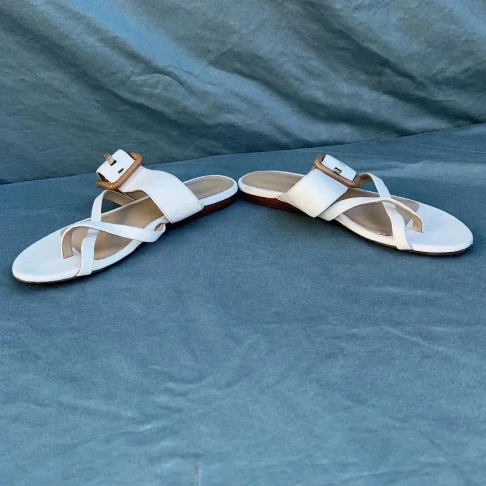 GUC- Veronica Beard Salva White Leather Buckle Flat Sandal Size 5 *defect* women